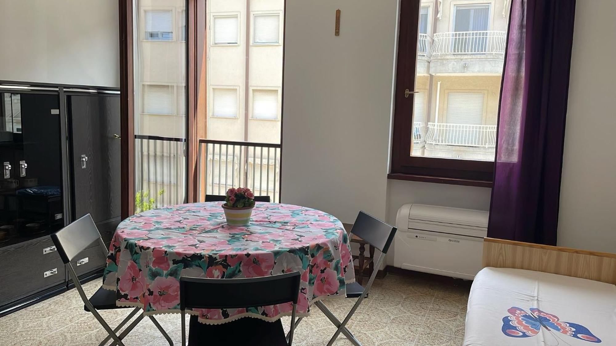 Europa Unita Apartment Grado Bagian luar foto